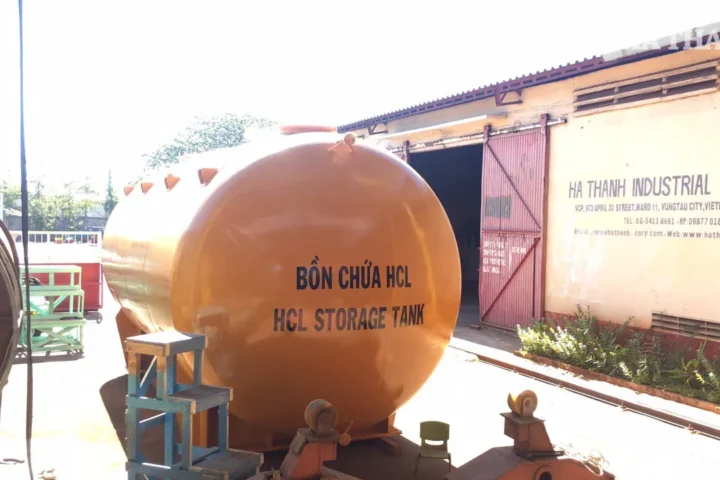 Restore the corroded 32% HCl and NaOH tanks and reline with 5mm E-7 hard rubber, vulcanized in an autoclave